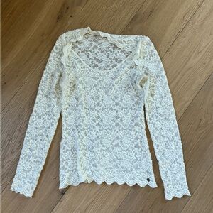 Vintage lace Guess top